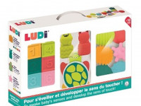 Coffret d évail : livre , cube, balles - photo 7